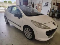 Usado Peugeot 207 GT 150 CV (110 kW) 2006 Blanco Berlina