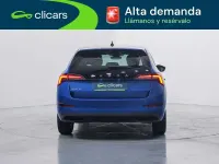 Usado Skoda Scala Ambition 95 CV (69 kW) 2022 Azul Utilitario
