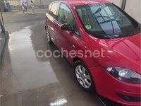 Usado Seat Altea 105 CV (77 kW) 2007 Rojo Monovolumen