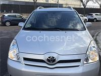 Usado Toyota Corolla Verso Sol 136 CV (100 kW) 2007 Gris / plata Monovolumen