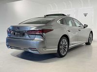 Usado Lexus LS500h Luxury Line 359 CV (264 kW) 2018 Gris / plata Berlina