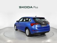 Usado Skoda Scala Ambition 95 CV (69 kW) 2022 Azul Utilitario