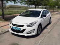 Usado Hyundai i40 136 CV (100 kW) 2012 Blanco Berlina