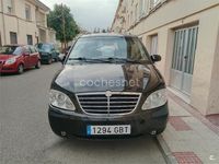 Usado Ssangyong (KGM) Rodius 165 CV (121 kW) 2008 Negro Monovolumen