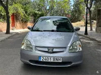 Usado Honda Civic LS 110 CV (80 kW) 2001 Gris / plata Berlina