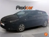Usado Kia Ceed 100 CV (73 kW) 2021 Negro Utilitario