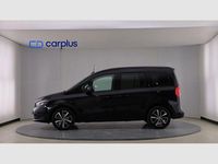 Usado Mercedes T180 116 CV (85 kW) 2024 Negro loparita metalizado Monovolumen