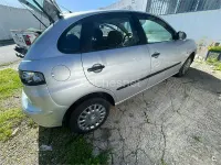 Usado Seat Ibiza Stella 64 CV (47 kW) 2002 Gris / plata Utilitario