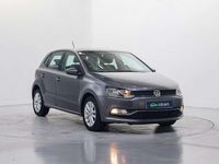 Usado VW Polo Advance 90 CV (66 kW) 2016 Gris Utilitario