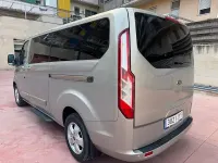 Usado Ford Tourneo Trend 170 CV (125 kW) 2017 Beige Monovolumen