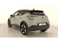 Usado Renault Captur Techno 100 CV (73 kW) 2025 Gris / plata SUV