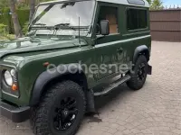 Usado Land Rover Defender 122 CV (89 kW) 2000 Verde SUV