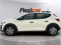 Usado Dacia Sandero Essentiel 101 CV (74 kW) 2023 Blanco Berlina