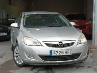 Usado Opel Astra Enjoy 116 CV (85 kW) 2011 Gris Utilitario