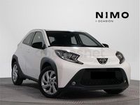Usado Toyota Aygo X Play 72 CV (52 kW) 2022 Blanco SUV