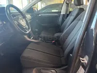 Usado VW T-Roc Advance 115 CV (84 kW) 2022 Gris / plata SUV