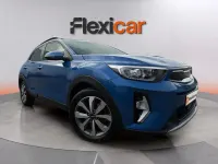 Usado Kia Stonic 101 CV (74 kW) 2024 Azul SUV