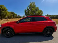 Usado Mercedes GLA180 122 CV (89 kW) 2020 Rojo SUV