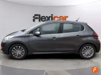 Usado Peugeot 208 Allure 110 CV (80 kW) 2018 Gris Utilitario