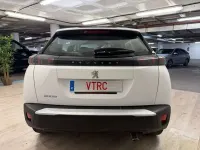 Usado Peugeot 2008 Active 111 CV (81 kW) 2021 Blanco SUV