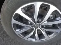 Usado Renault Kadjar Zen 115 CV (84 kW) 2021 Gris SUV