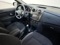 Usado Dacia Sandero 90 CV (66 kW) 2018 Azul Berlina