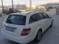 Usado Mercedes E200 Avantgarde 136 CV (100 kW) 2009 Blanco Familiar