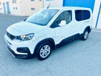 Usado Peugeot Rifter Allure 130 CV (95 kW) 2020 Blanco Monovolumen