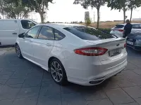 Usado Ford Mondeo ST-Line 150 CV (110 kW) 2017 Blanco Berlina