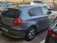 Usado BMW 118 143 CV (105 kW) 2009 Gris / plata Utilitario