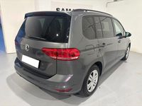 Usado VW Touran Advance 116 CV (85 kW) 2020 Gris Monovolumen