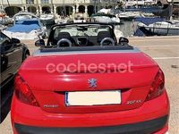 Usado Peugeot 207 CC 120 CV (88 kW) 2009 Rojo Descapotable