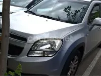 Usado Chevrolet Orlando LT 130 CV (95 kW) 2011 Gris / plata Monovolumen