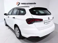 Usado Fiat Tipo Business 120 CV (88 kW) 2018 Blanco Familiar