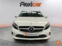 Usado Mercedes A180 Urban 109 CV (80 kW) 2016 Blanco Berlina