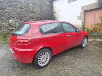 Usado Alfa Romeo 147 Distinctive 120 CV (88 kW) 2010 Rojo Utilitario