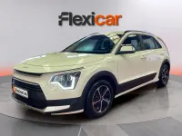 Usado Kia Niro 141 CV (103 kW) 2023 Blanco SUV