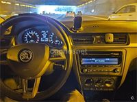 Usado Skoda Rapid Active 105 CV (77 kW) 2015 Negro Utilitario