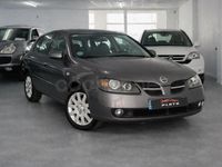 Usado Nissan Almera Visia 98 CV (72 kW) 2006 Gris / plata Berlina