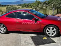 Usado Ford Cougar 170 CV (125 kW) 1999 Rojo Coupe