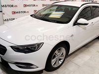 Usado Opel Insignia Selective 140 CV (102 kW) 2018 Blanco Familiar