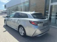 Usado Toyota Corolla Business Edition 122 CV (89 kW) 2022 Gris / plata Familiar
