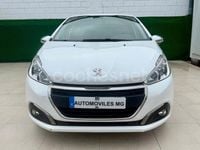Usado Peugeot 208 Access 82 CV (60 kW) 2017 Blanco Utilitario