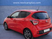 Usado Hyundai i10 66 CV (48 kW) 2019 Rojo Utilitario