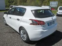 Usado Peugeot 308 Access 100 CV (73 kW) 2020 Blanco Berlina
