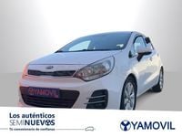 Usado Kia Rio 84 CV (61 kW) 2015 Blanco Berlina