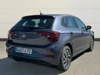 Usado VW Polo Life 95 CV (69 kW) 2022 Gris Utilitario