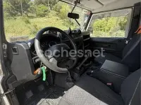 Usado Land Rover Defender SE 122 CV (89 kW) 2010 Blanco Familiar