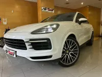 Usado Porsche Cayenne Coupe 340 CV (250 kW) 2019 Blanco metalizado Coupe