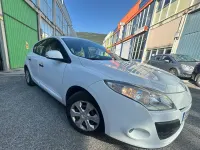 Usado Renault Mégane Authentique 90 CV (66 kW) 2011 Blanco